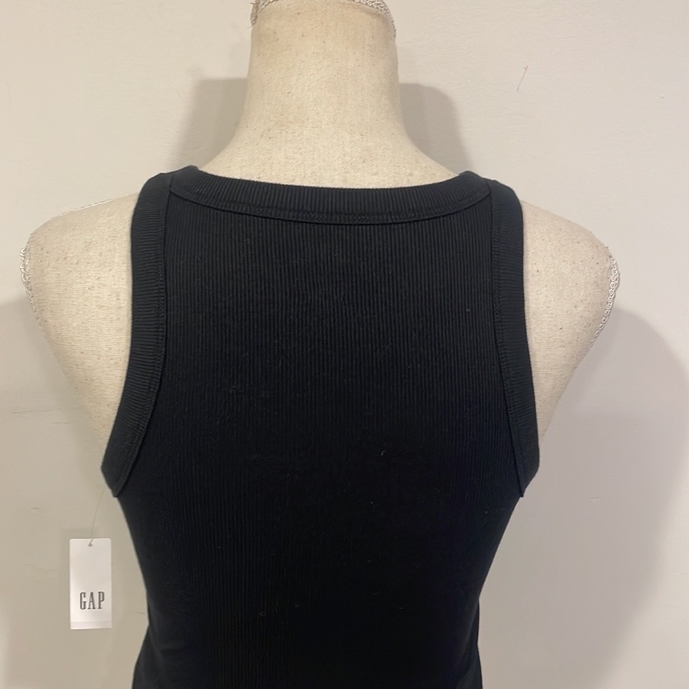 Gap NET Muscle Tank - Picture 7 of 11